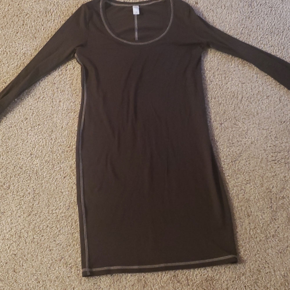 Dress - Picture 2 of 7